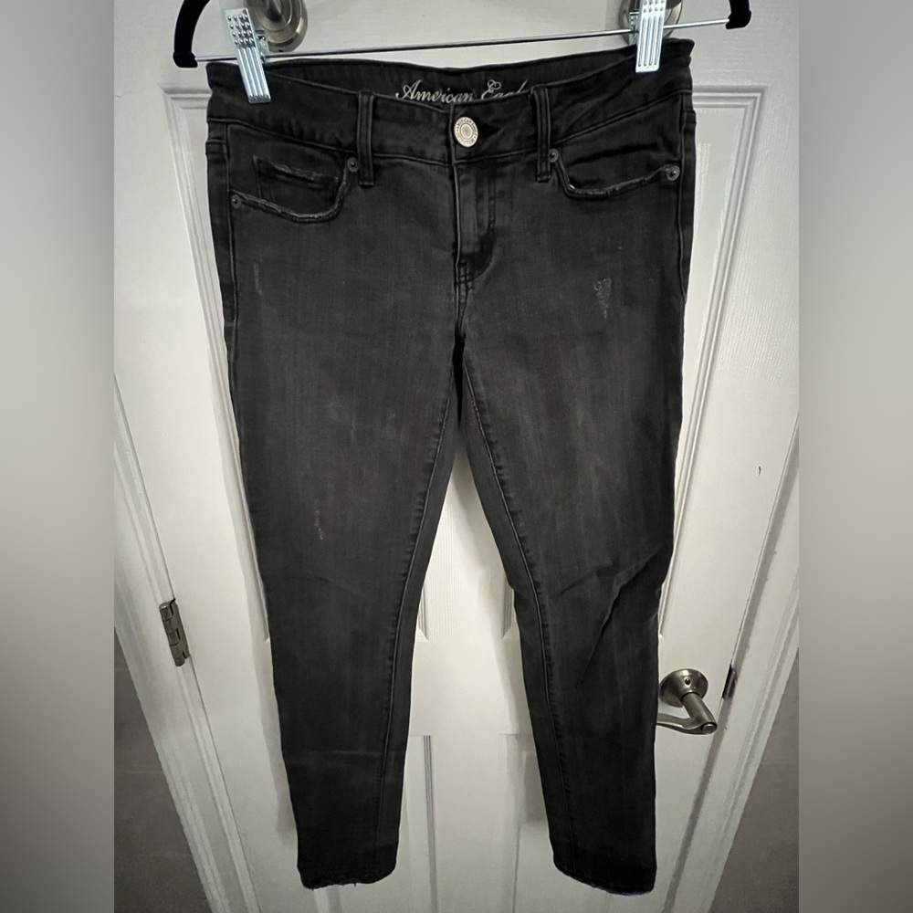 AE Women's Grey Distressed Skinny Jeans